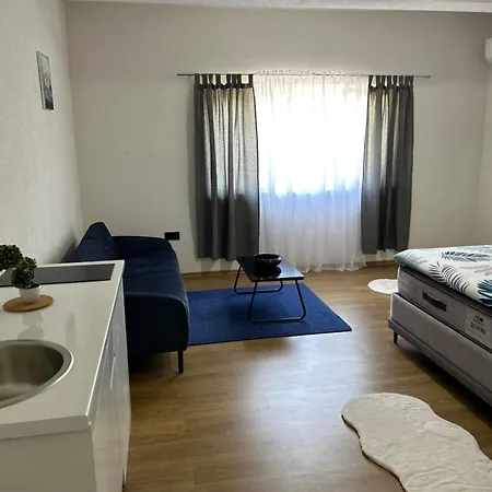 Art Apartment