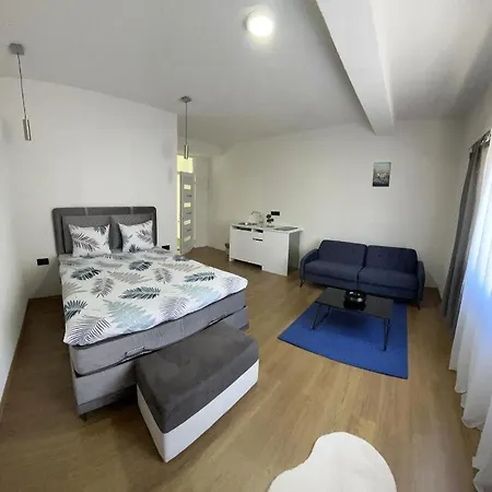 Art *